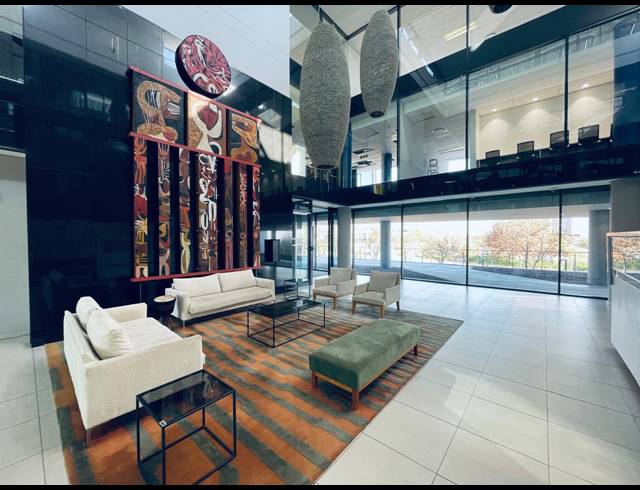 2,940M² OFFICE TO LET IN WATERFALL